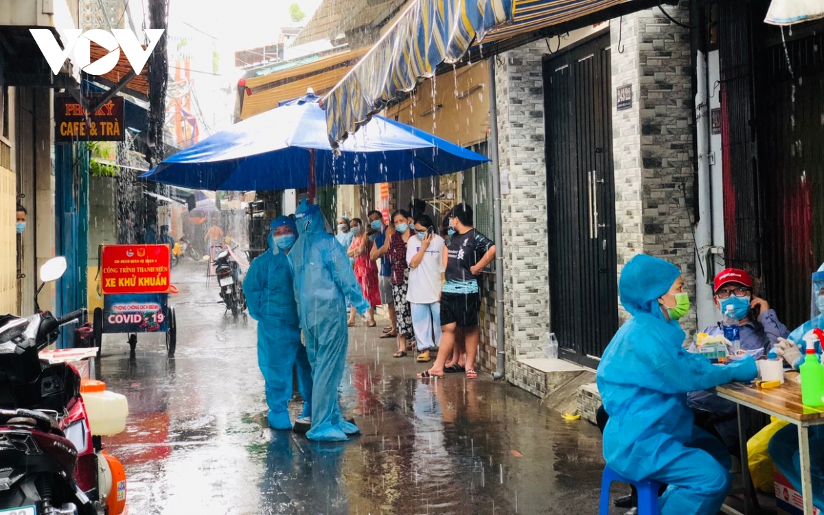 HCM City faces huge challenges in latest COVID-19 fight